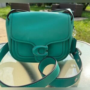 Coach Tabby Messenger 19 Bright Green